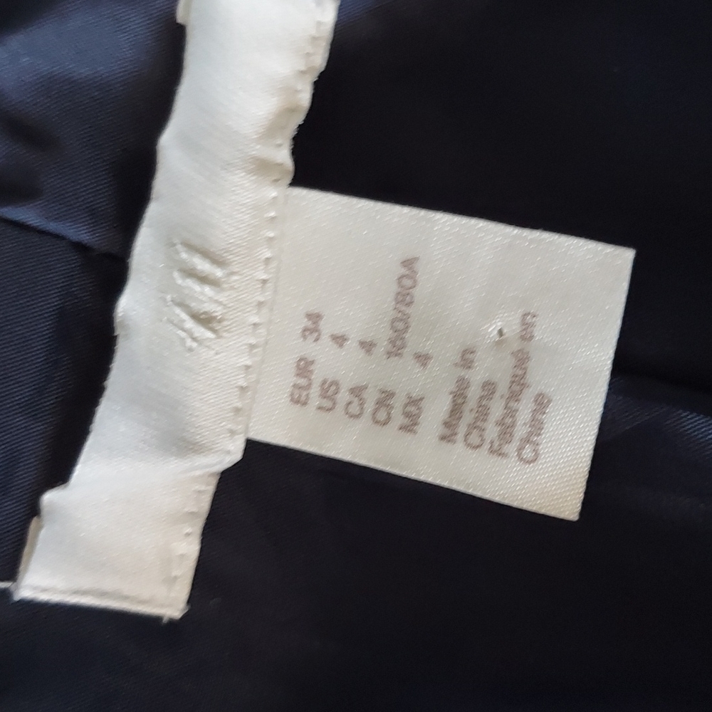 🍁9xHP🍁 H&M Navy Blue Button Up Pleated Pea Coat - Picture 4 of 10